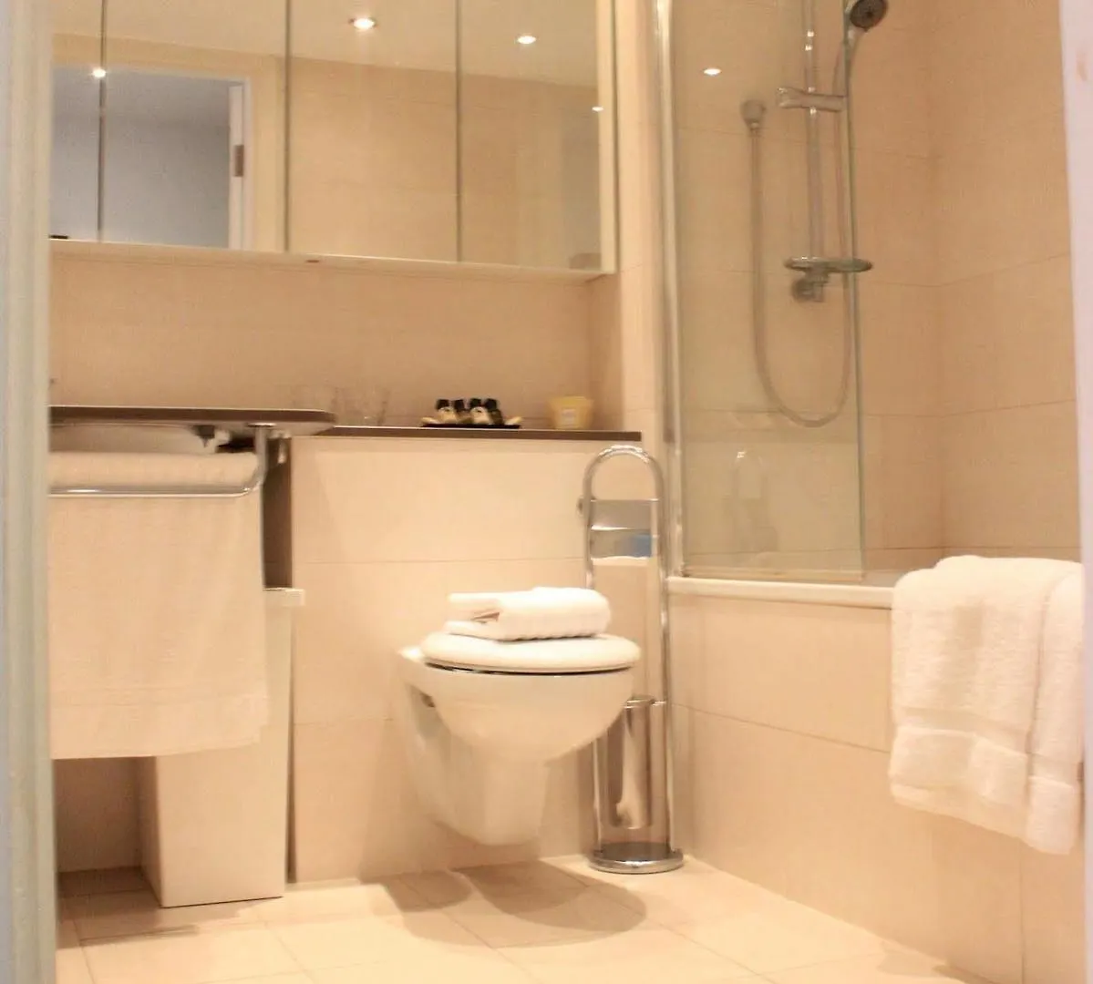 Belvedere Royal Victoria Docks Apartment London